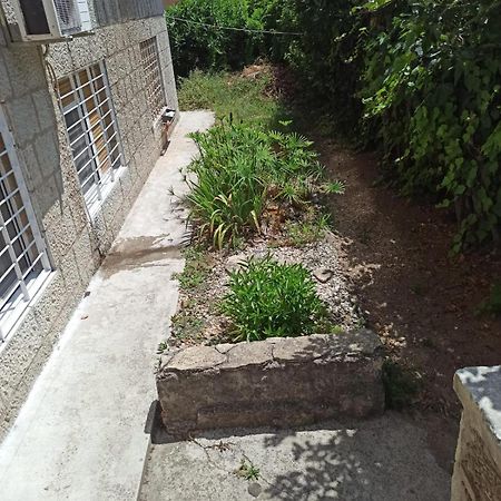Apartment Devivi Adris Split Bagian luar foto