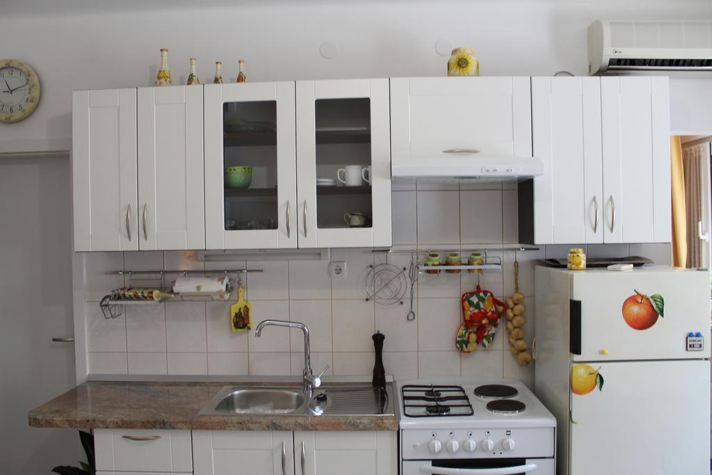 Apartment Devivi Adris Split Ruang foto